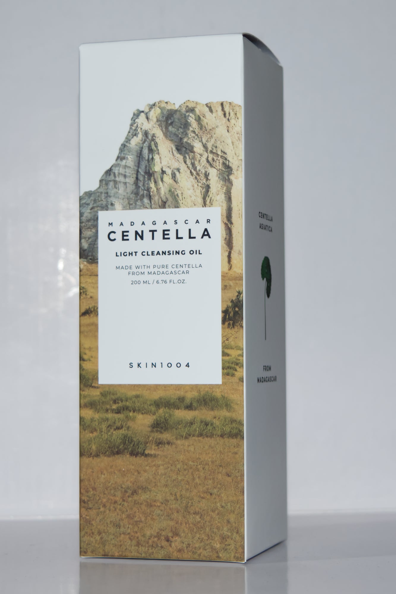 SKIN1004 Madagascar Centella Light Cleansing Oil 200ml
